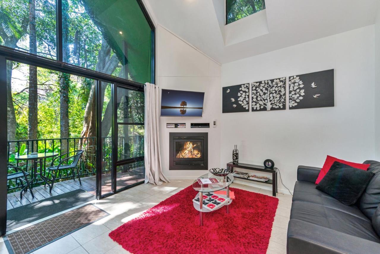 Chalet On Gallery Walk - King Bed, Spa, Fireplace, Wifi & Netflix, Linger A While 谭伯连山 外观 照片