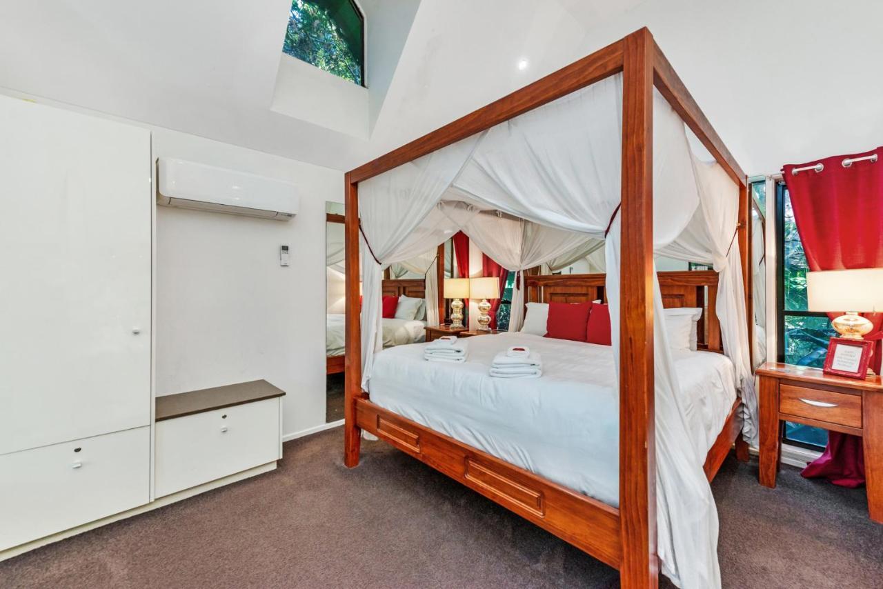 Chalet On Gallery Walk - King Bed, Spa, Fireplace, Wifi & Netflix, Linger A While 谭伯连山 外观 照片