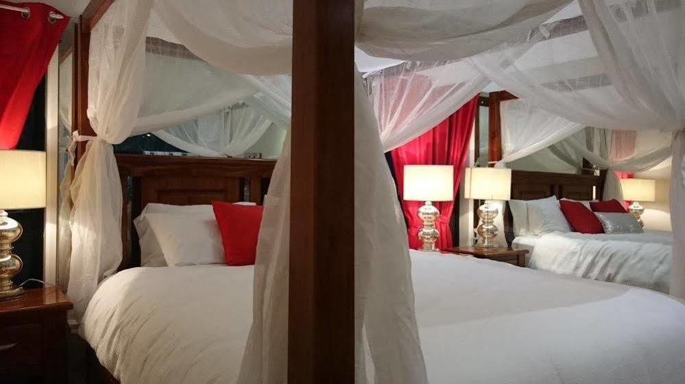 Chalet On Gallery Walk - King Bed, Spa, Fireplace, Wifi & Netflix, Linger A While 谭伯连山 外观 照片